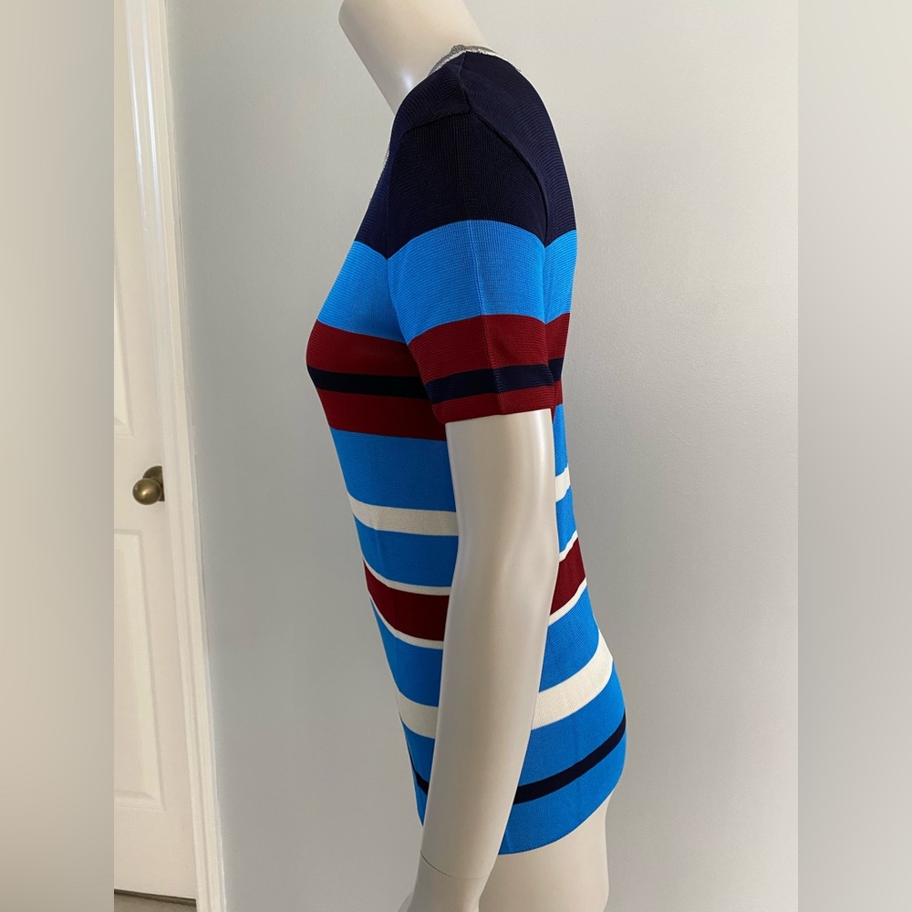 Sandro Stripe Print Short Sleeve Top ASO Maisie Williams and Evanna Lynch - Picture 15 of 16